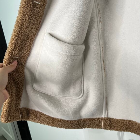 Susan Graver Camel Sherpa Teddy Coat Button Front Jacket Small Shacket - Picture 8 of 12